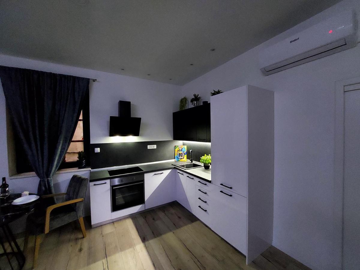 V Apartment Šibenik Kültér fotó