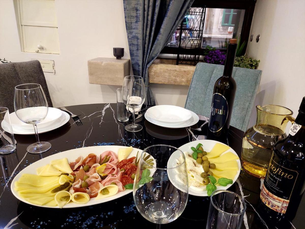 V Apartment Šibenik Kültér fotó