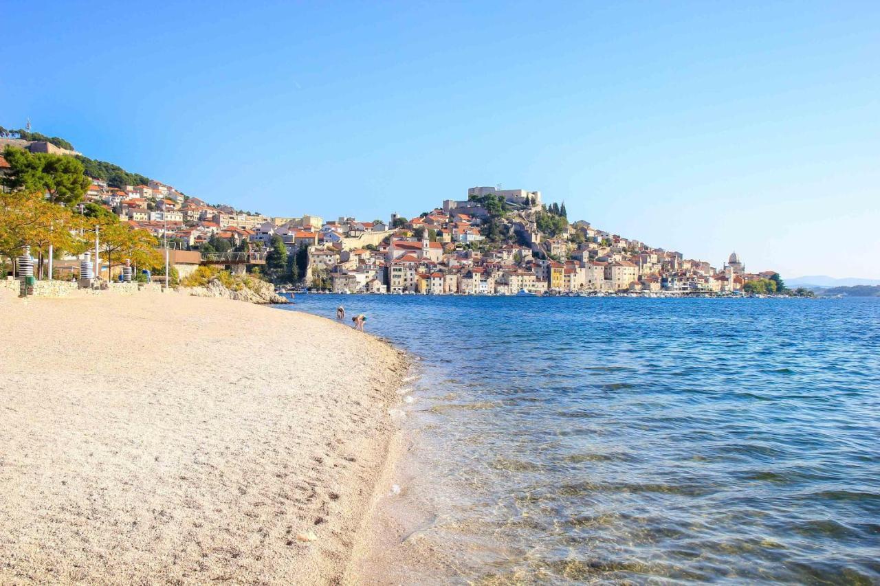 V Apartment Šibenik Kültér fotó