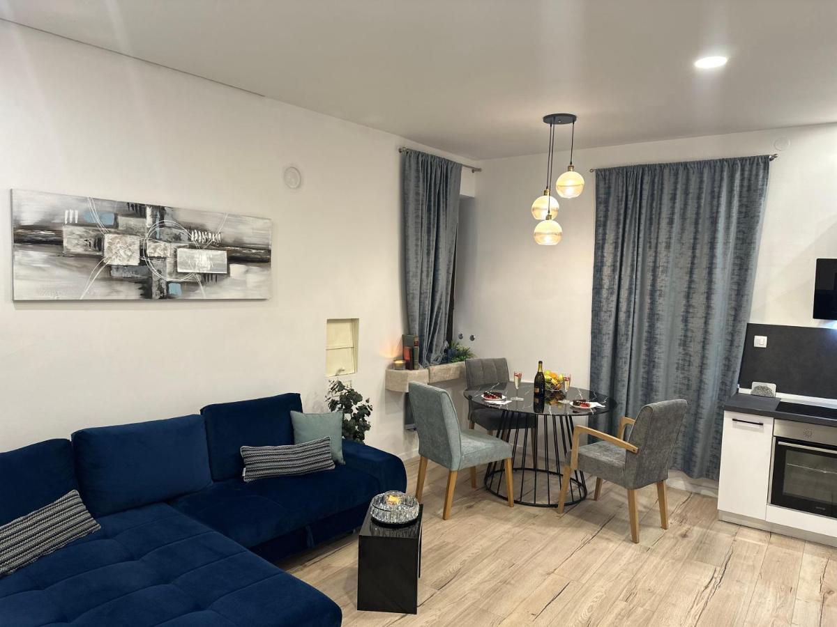 V Apartment Šibenik Kültér fotó