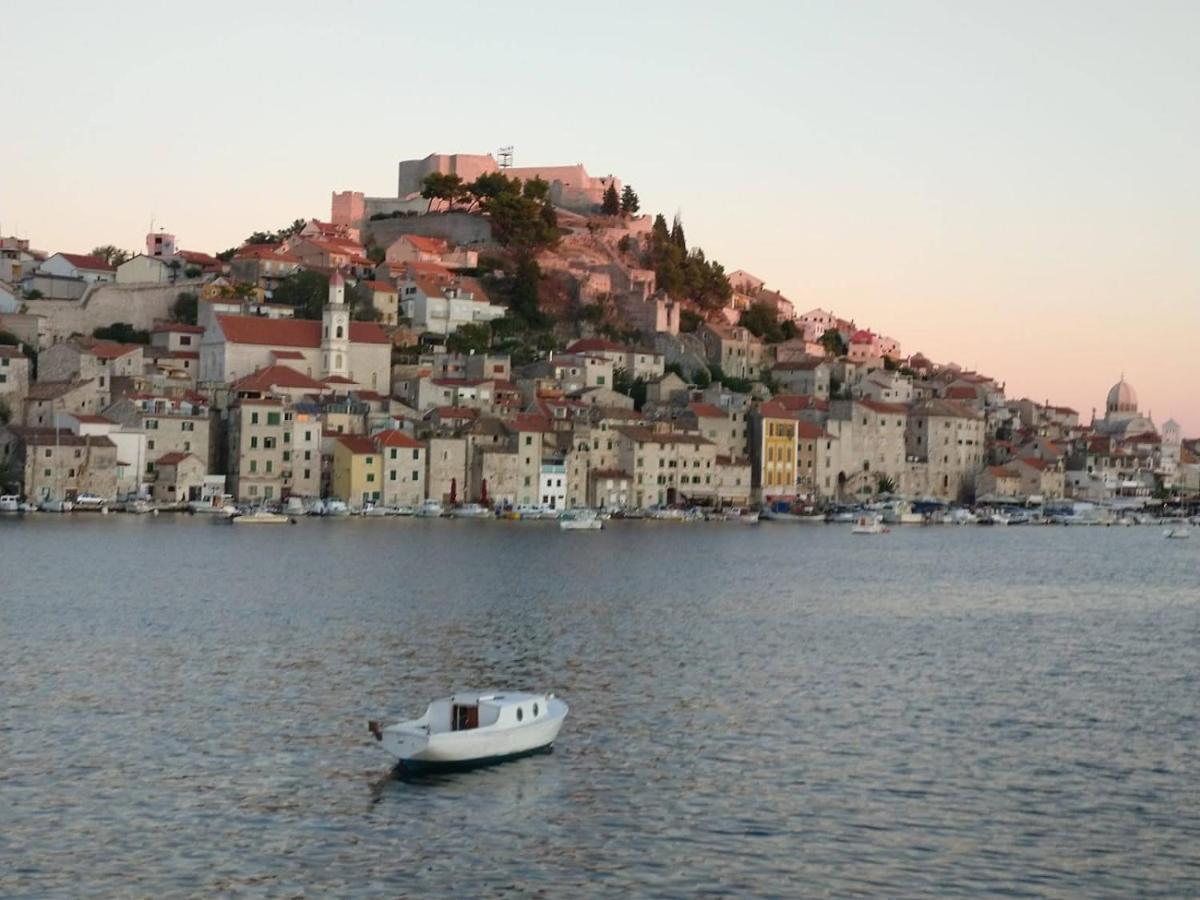 V Apartment Šibenik Kültér fotó