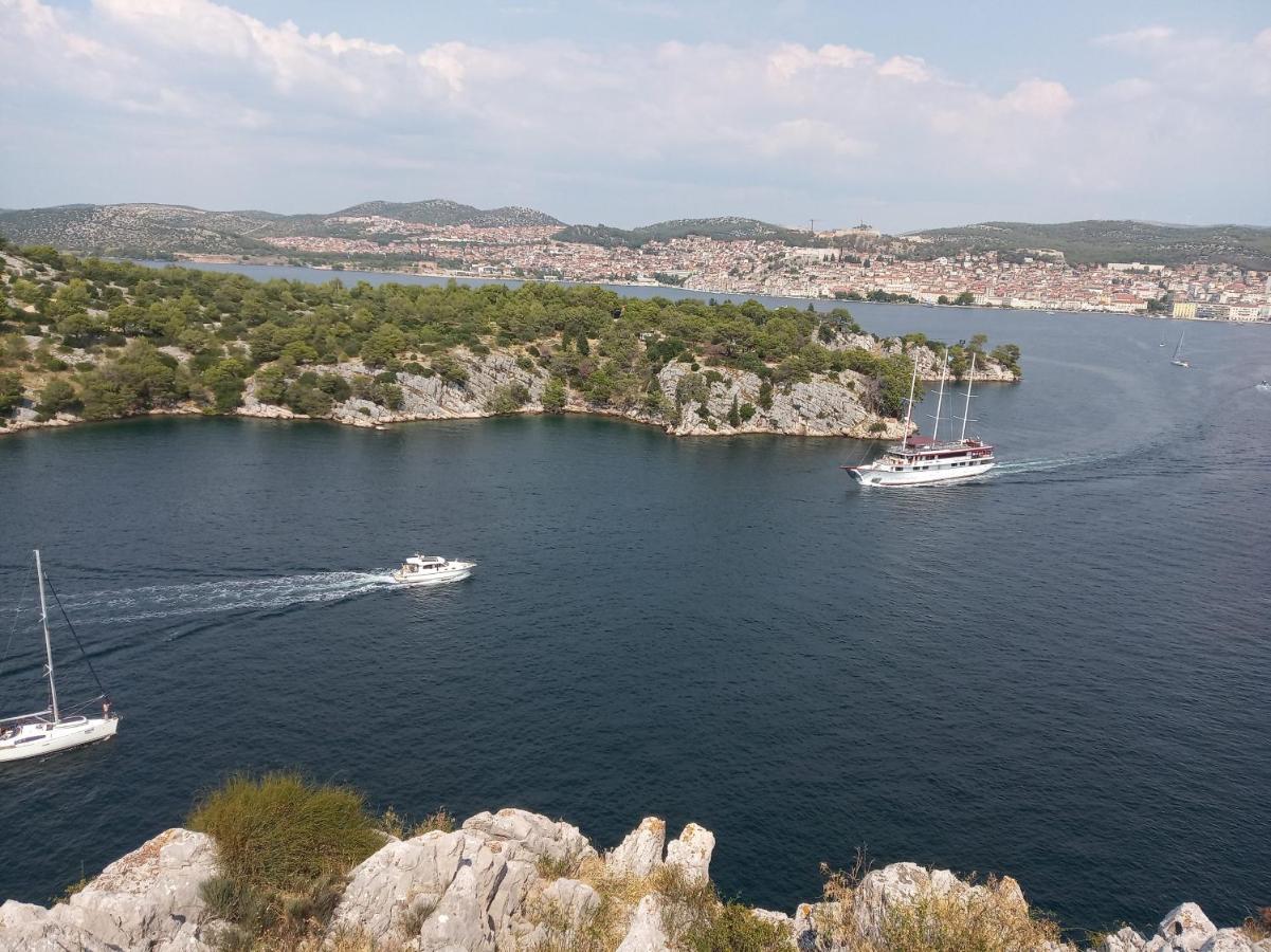 V Apartment Šibenik Kültér fotó